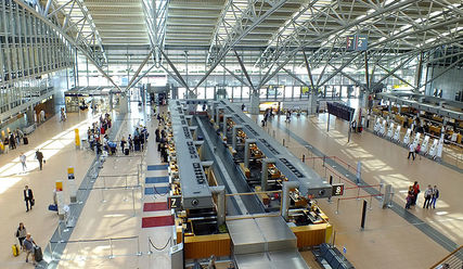 Die Abflughalle am Hamburger Flughafen - © Pixabay - Copyright: Pixabay