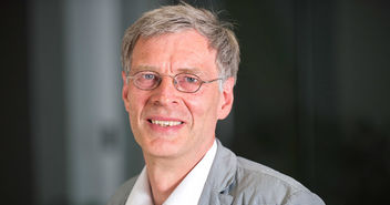 Theo Christiansen leitet den Bereich Diakonie und Bildung im Kirchenkreis Hamburg-Ost - Copyright: Kirchenkreis Hamburg-Ost