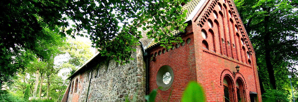 Kirche Sinstorf von außen