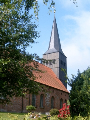 Hl. Dreikönigskirche Haselau - Copyright: Andreas-M. Petersen / kirche-hamburg.de Hl. Dreikönigskirche Haselau - Copyright: Andreas-M. Petersen / kirche-hamburg.de