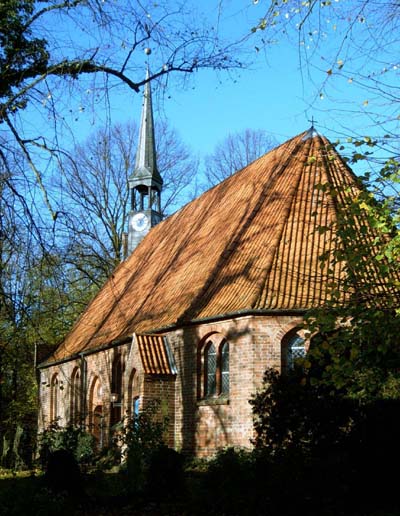 St. Johanneskirche zu Seester - Copyright: Andreas-M. Petersen / kirche-hamburg.de St. Johanneskirche zu Seester - Copyright: Andreas-M. Petersen / kirche-hamburg.de