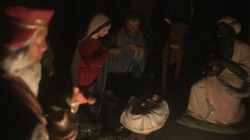 Weihnachtskrippe in italienischem Stil in der Haselauer Dreikönigskirche