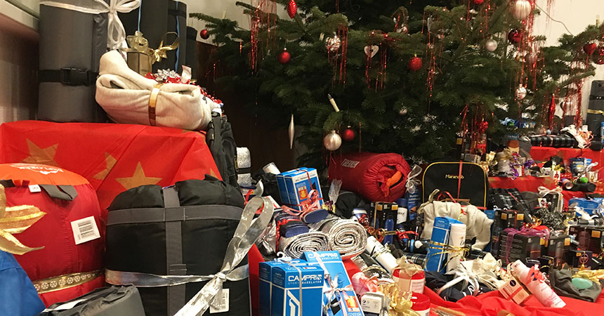 Weihnachten in der Obdachlosentagesstätte Mahlzeit